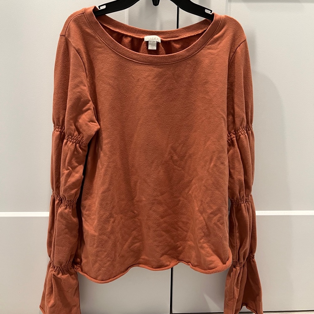 hinge sweater